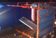 Las luces altas de un auto le impiden ver a un mototaxista y ‘se lo lleva’