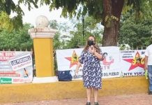 Maestros de Valladolid se manifiestan contra las clases presenciales