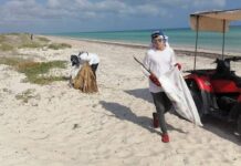 Estudiantes se suman a campaña para limpiar las playas yucatecas