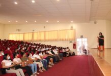 Capacitan a docentes para la atención en la salud mental