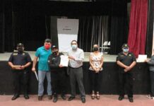 Policías de diversos municipios reciben reconocimientos en derechos humanos