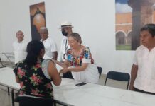 Ejidatarios de Izamal reciben certificados de sus tierras