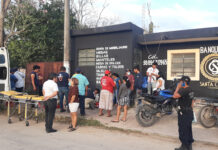Por no llegar tarde a la chamba, se accidenta