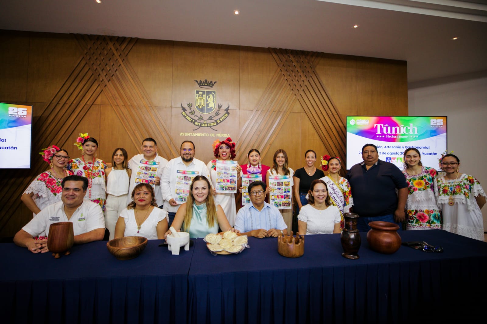 Feria Artesanal Tunich 2026 en Dzityá con artesanos y expositores.