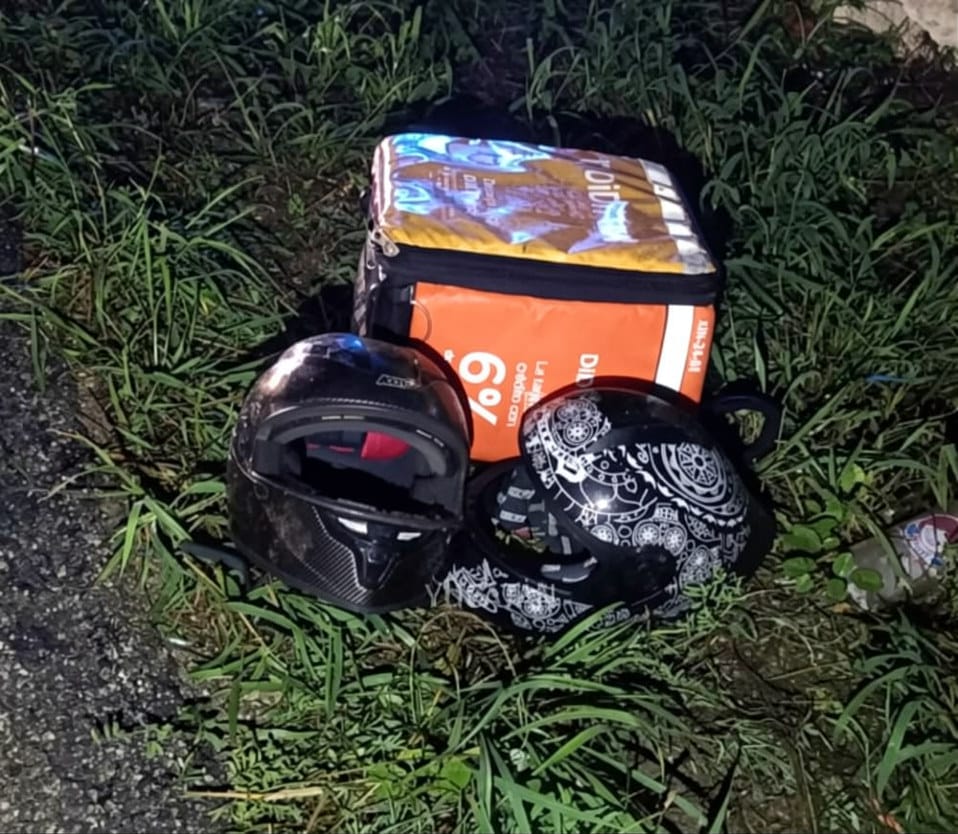 Pareja de repartidores lesionada tras accidente en la carretera Mérida-Progreso.