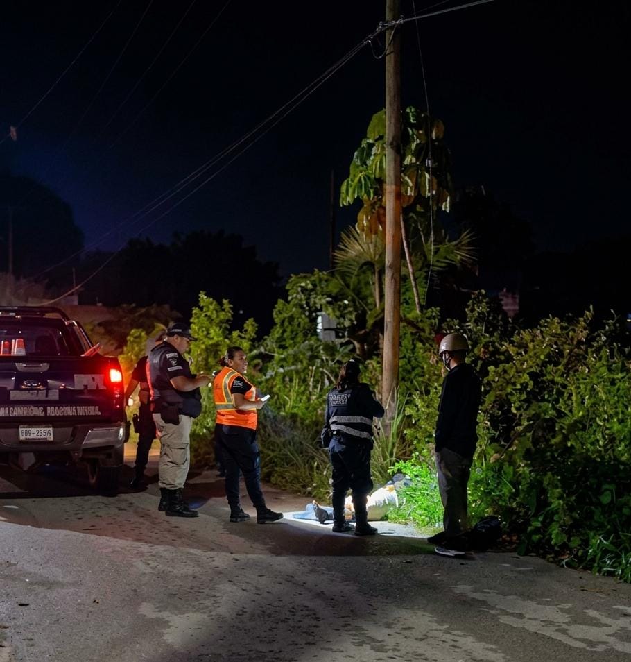 Autoridades investigan muerte de adolescente tras recibir un disparo en Oxkutzcab.