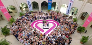 Cecilia Patrón Laviada durante un encuentro con servidores públicos del Ayuntamiento de Mérida.